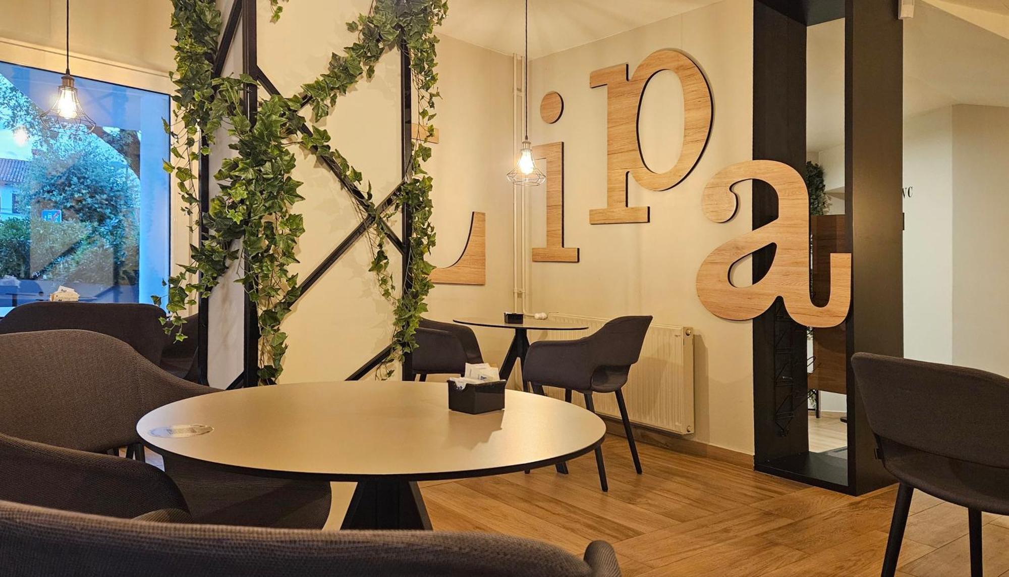 Lipa, Hotel & Bistro نوفا جوريكا المظهر الخارجي الصورة