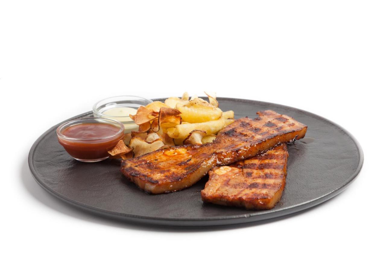 Lipa, Hotel & Bistro نوفا جوريكا المظهر الخارجي الصورة